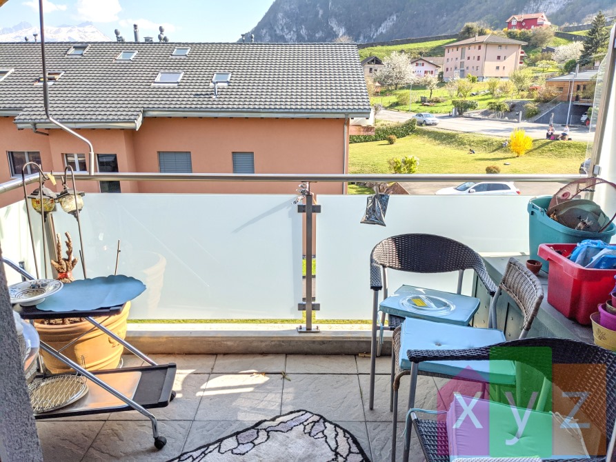 Le deuxième balcon avec accès vers la cuisine